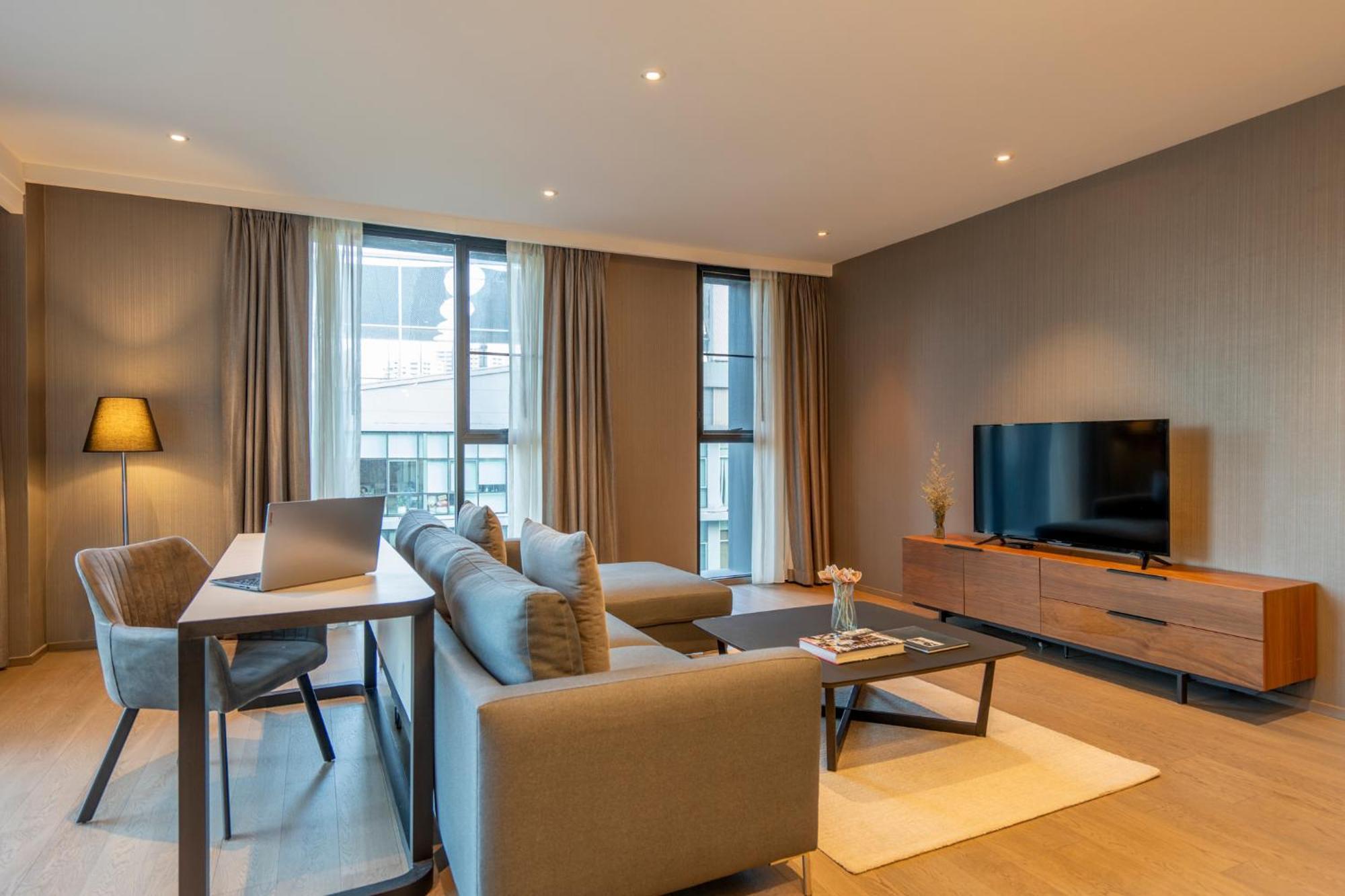 Walton Suites Sukhumvit Bangkok Exteriér fotografie